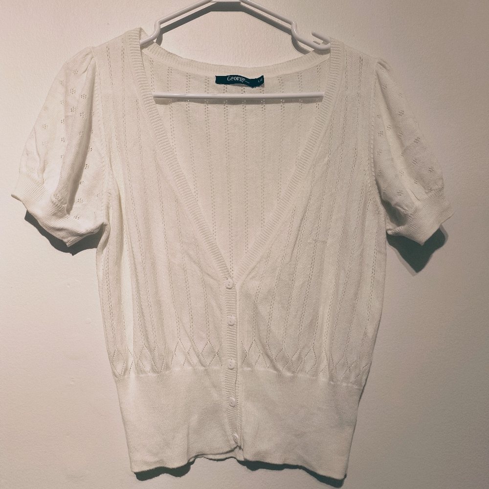 Feminine Light Weight Short Sleeve Cardigan - Size L In A Soft Off-white Shade.